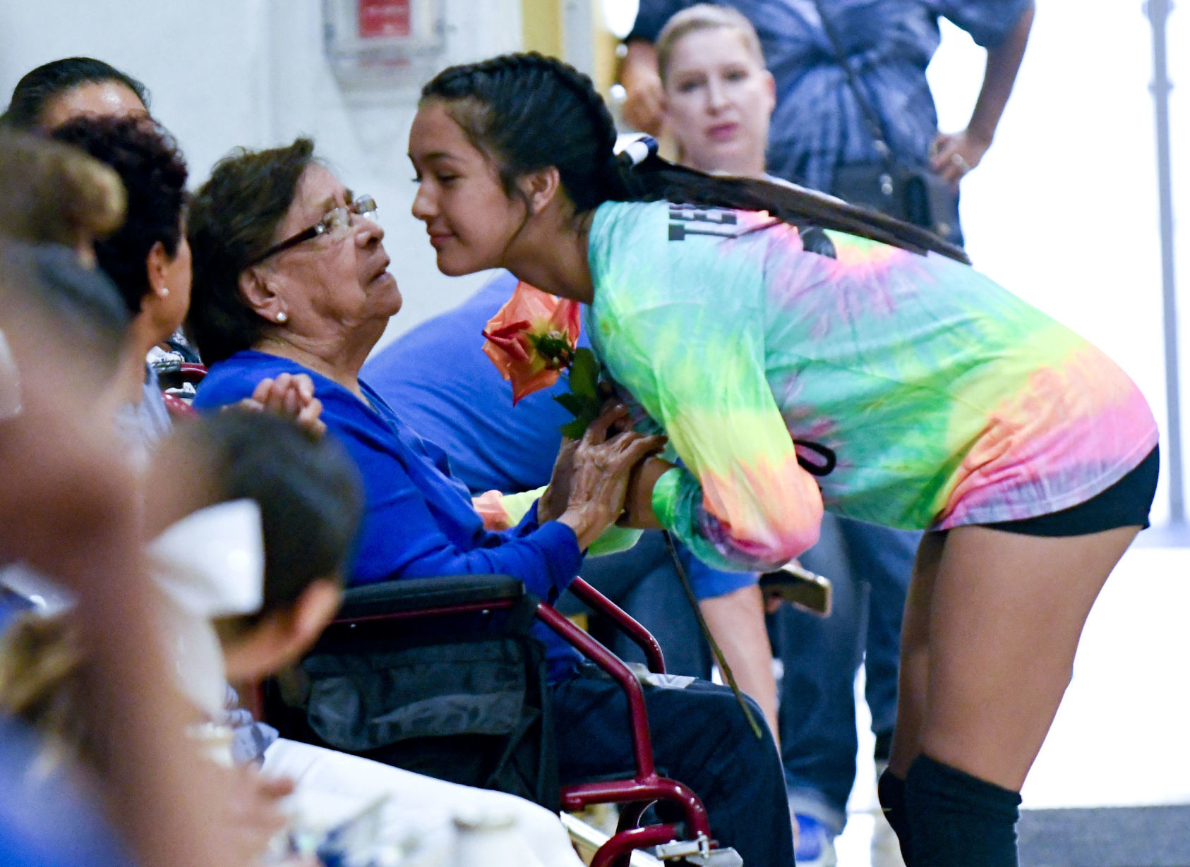 091219 Lompoc Cabrillo volleyball 14.jpg